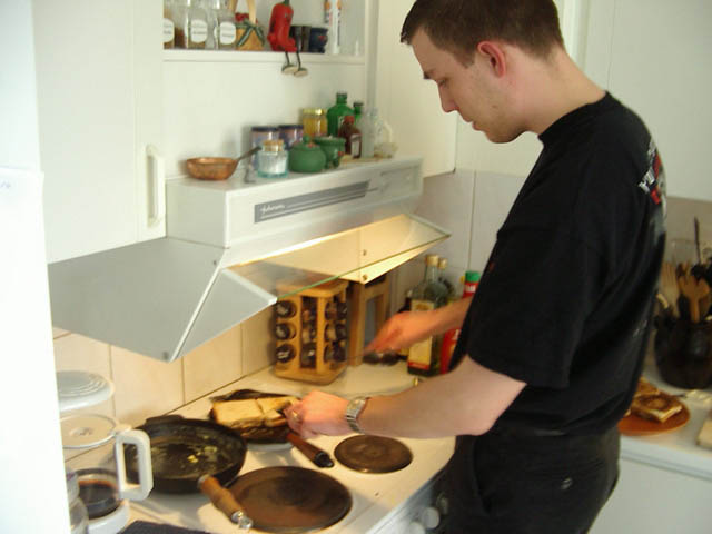 BB1 making lunch.