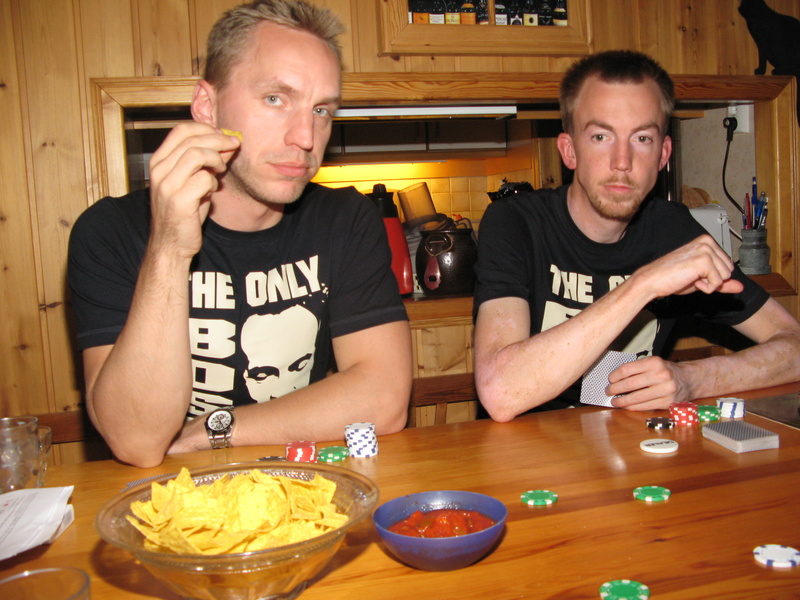 The tables are waiting, You and me and lady luck well tonight, We'll be celebrating
