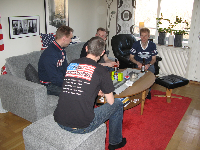 Playing MIG