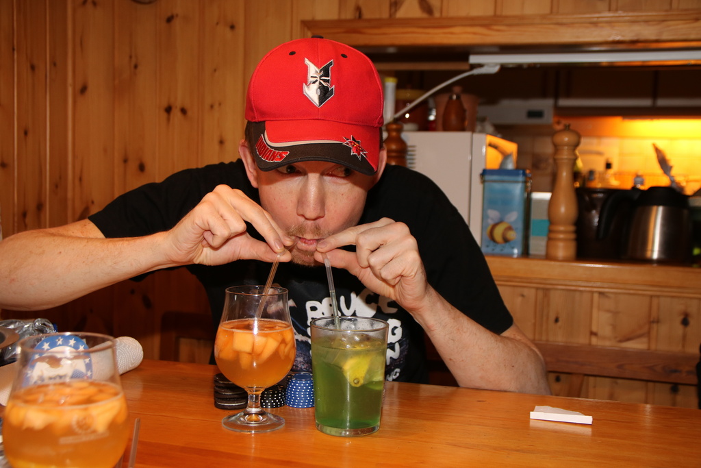 Two straws have I!